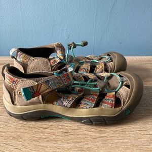 Keen Newport shoes womens size 5.5 youth size 4